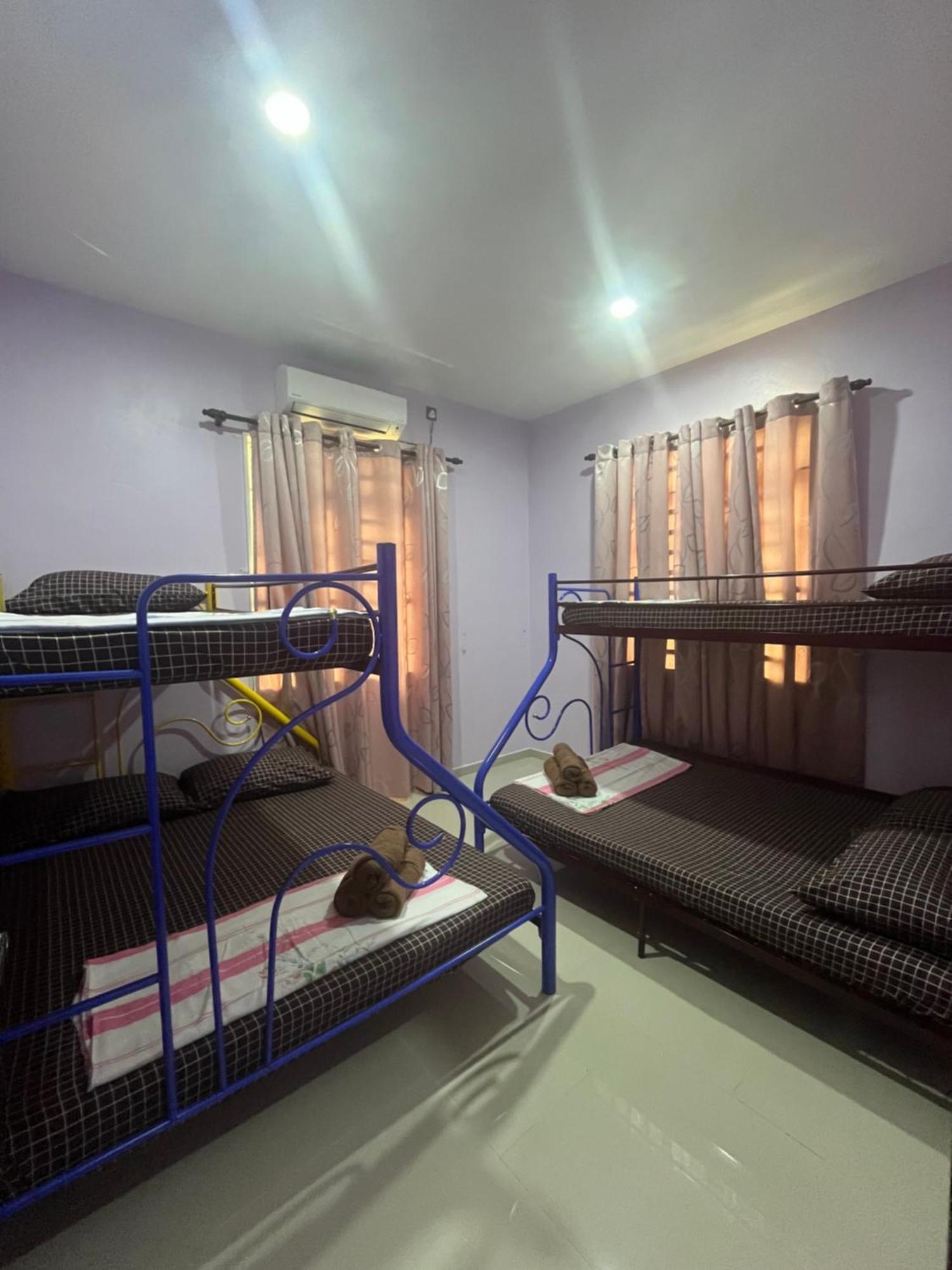 Razak Guest House Setiu Exterior foto